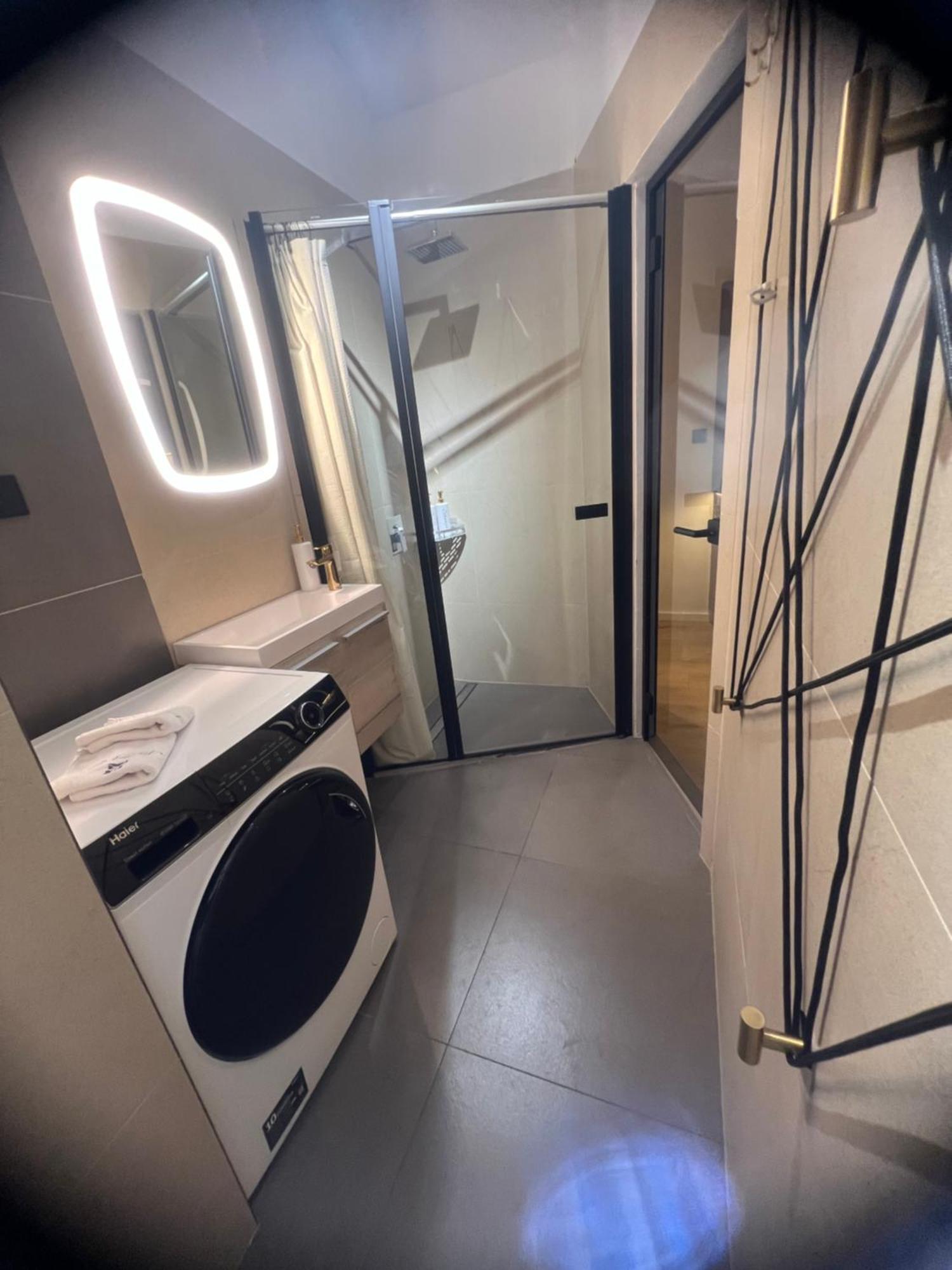 ホテル Nova Luxury Design Jezdovec エクステリア 写真