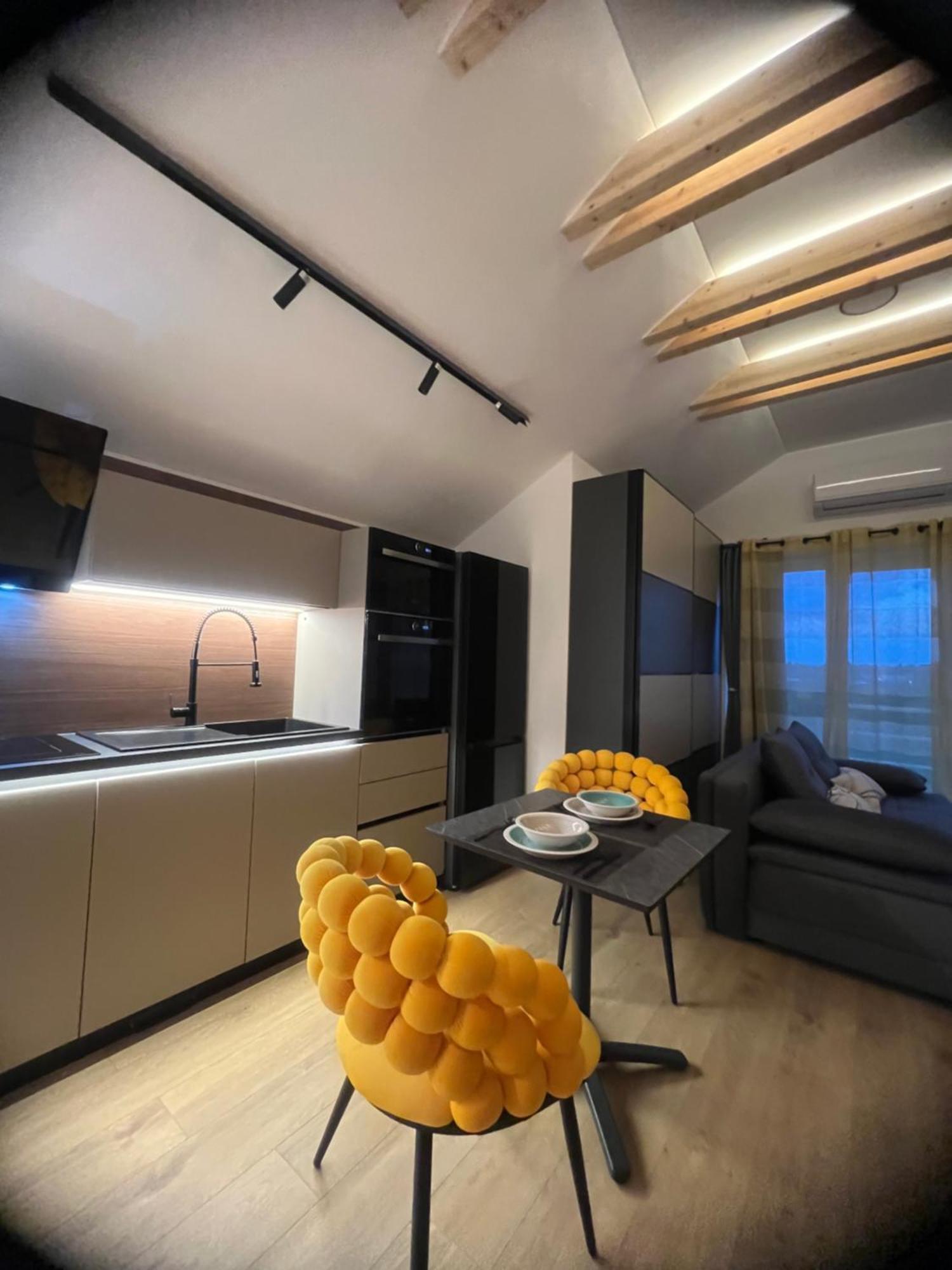 ホテル Nova Luxury Design Jezdovec エクステリア 写真
